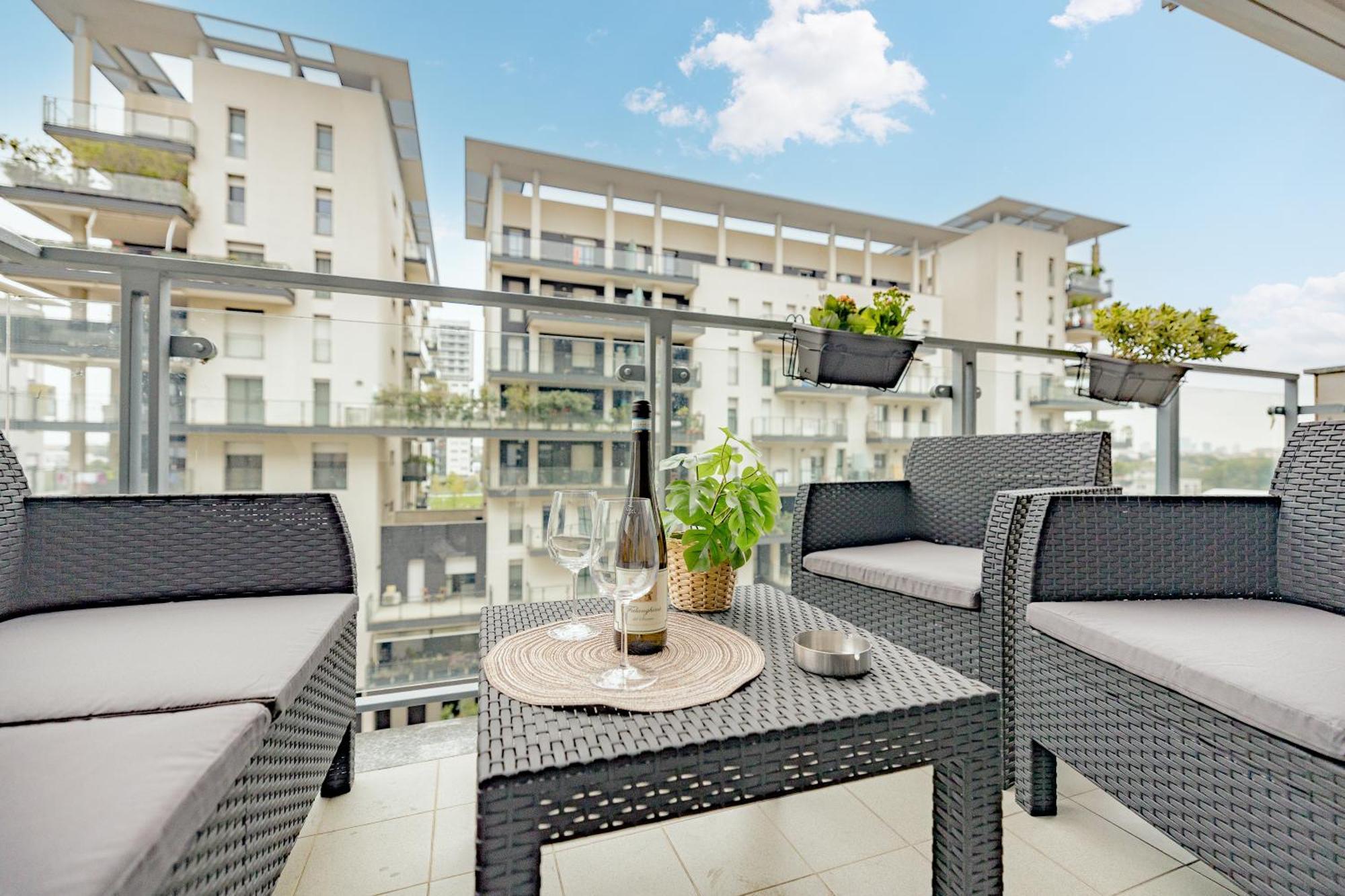 Apartment Skyline Milano-terrazza E Box Auto Esclusivo *