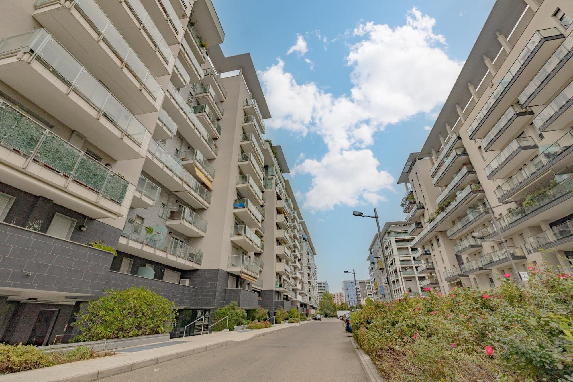 Apartment Skyline Milano-terrazza E Box Auto Esclusivo *